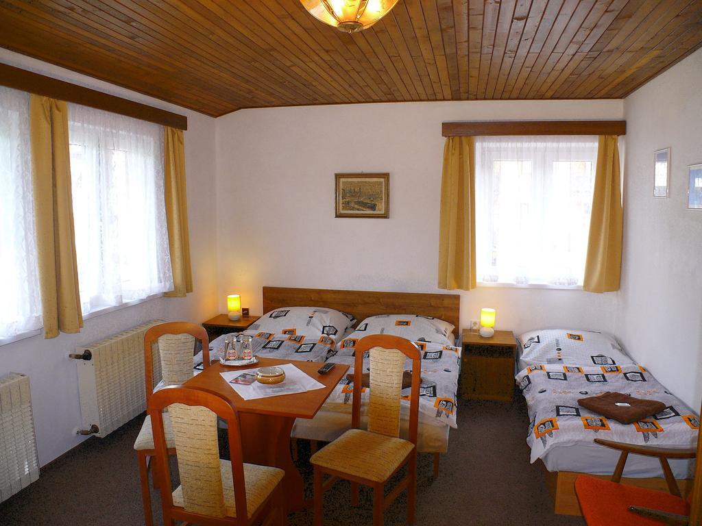 Pension Faema Harrachov Exteriör bild